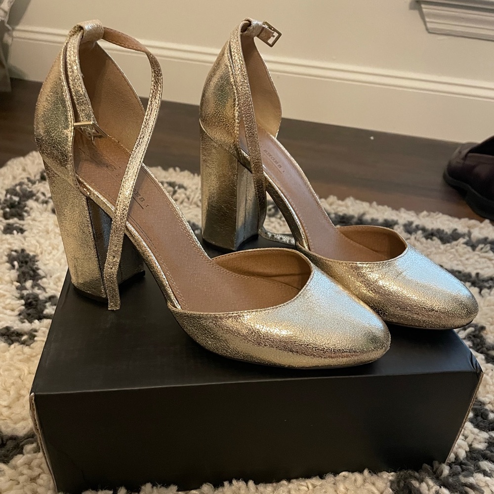Gold ASOS Size 9 heels